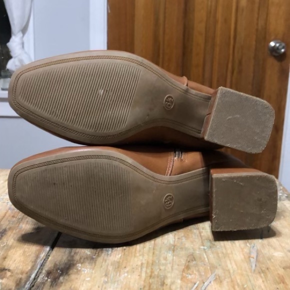 New day chunky heel ankle boots. - Picture 3 of 4